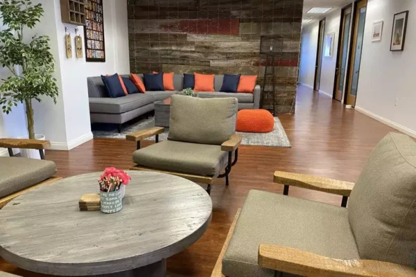 IMG_2084.-11jpg-1-1024x683