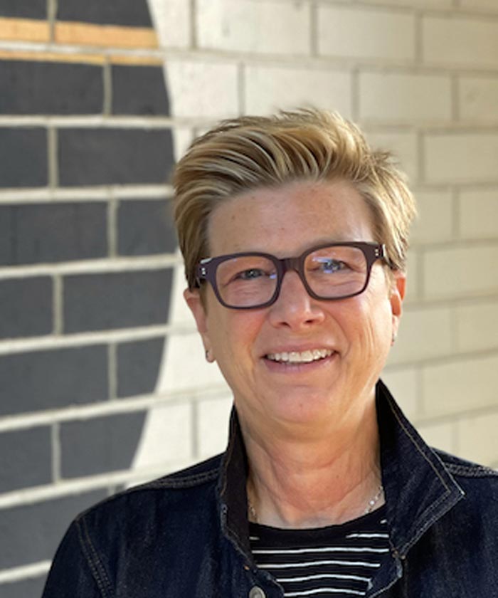 Joni Ogle, LCSW, CSAT Joni Ogle -Chief Executive Officer, LCSW, CSAT